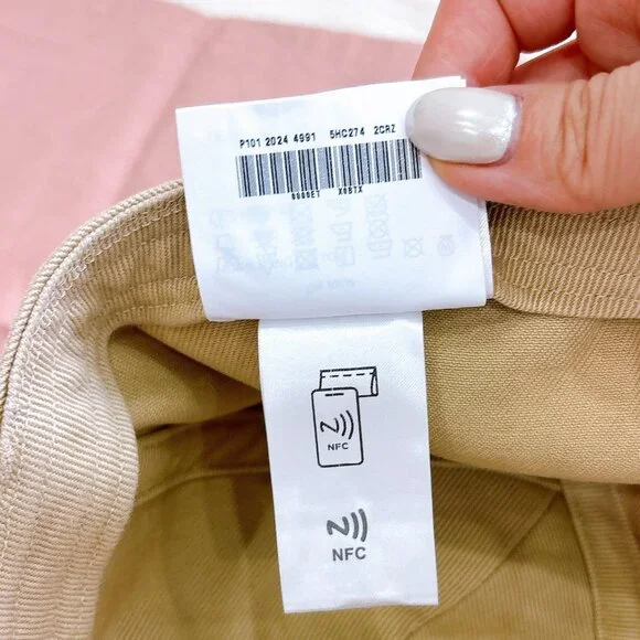 BRAND NEW MIUMIU HAT WITH DUST BAG, L - Picture 4 of 8